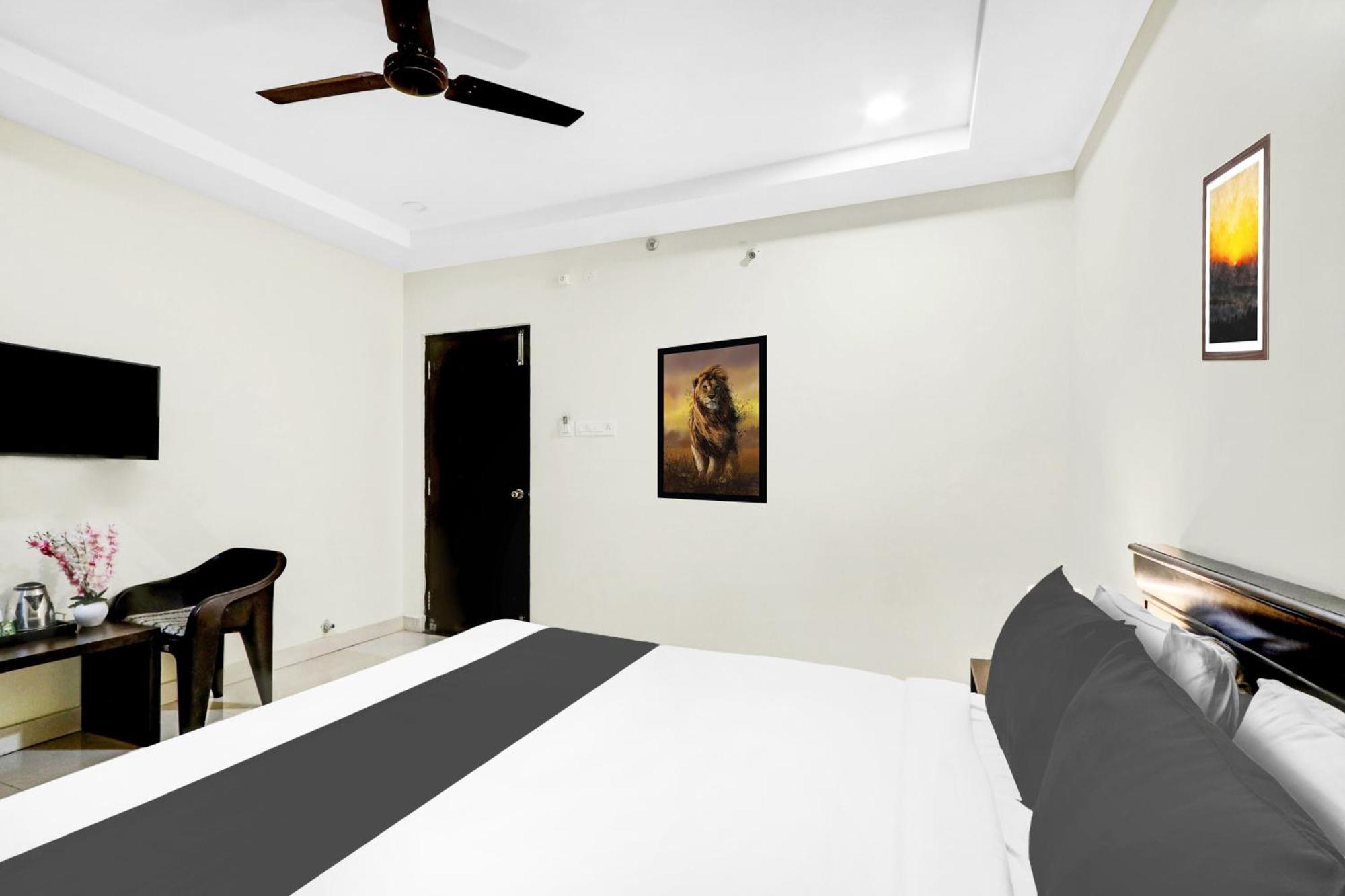 מלון ויסאקפאטנם Super Townhouse Daba Garden Road מראה חיצוני תמונה