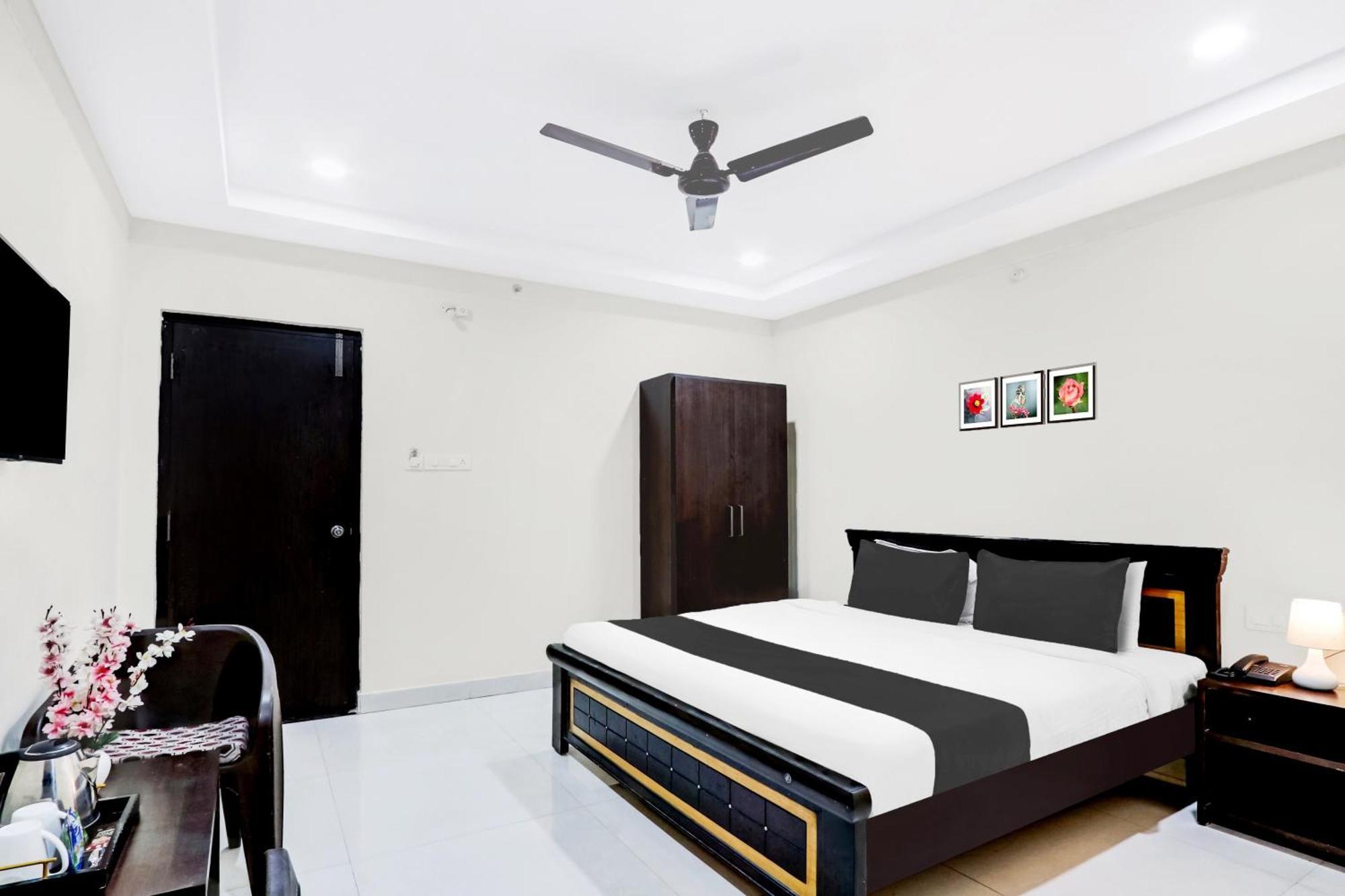 מלון ויסאקפאטנם Super Townhouse Daba Garden Road מראה חיצוני תמונה