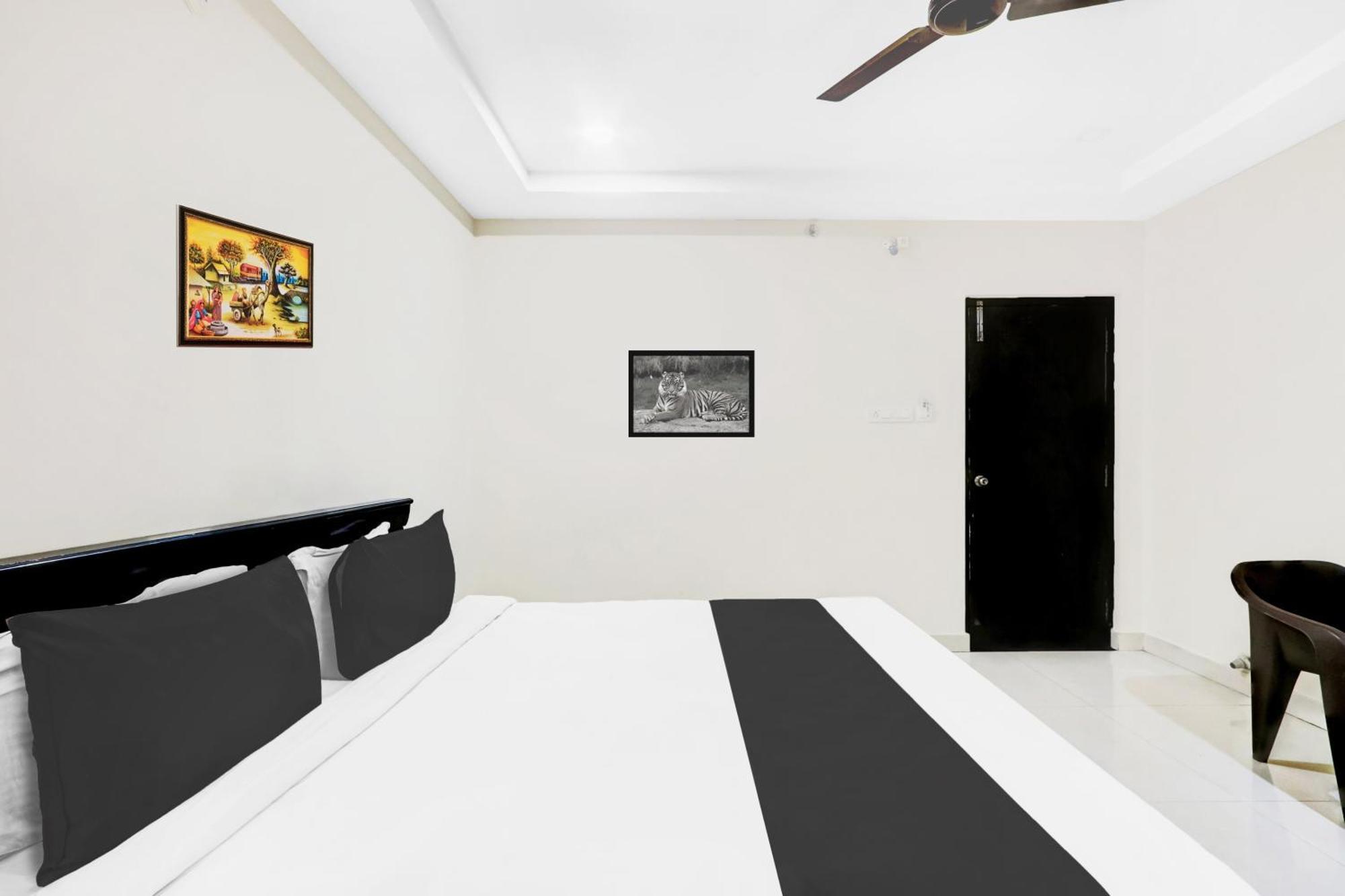 מלון ויסאקפאטנם Super Townhouse Daba Garden Road מראה חיצוני תמונה