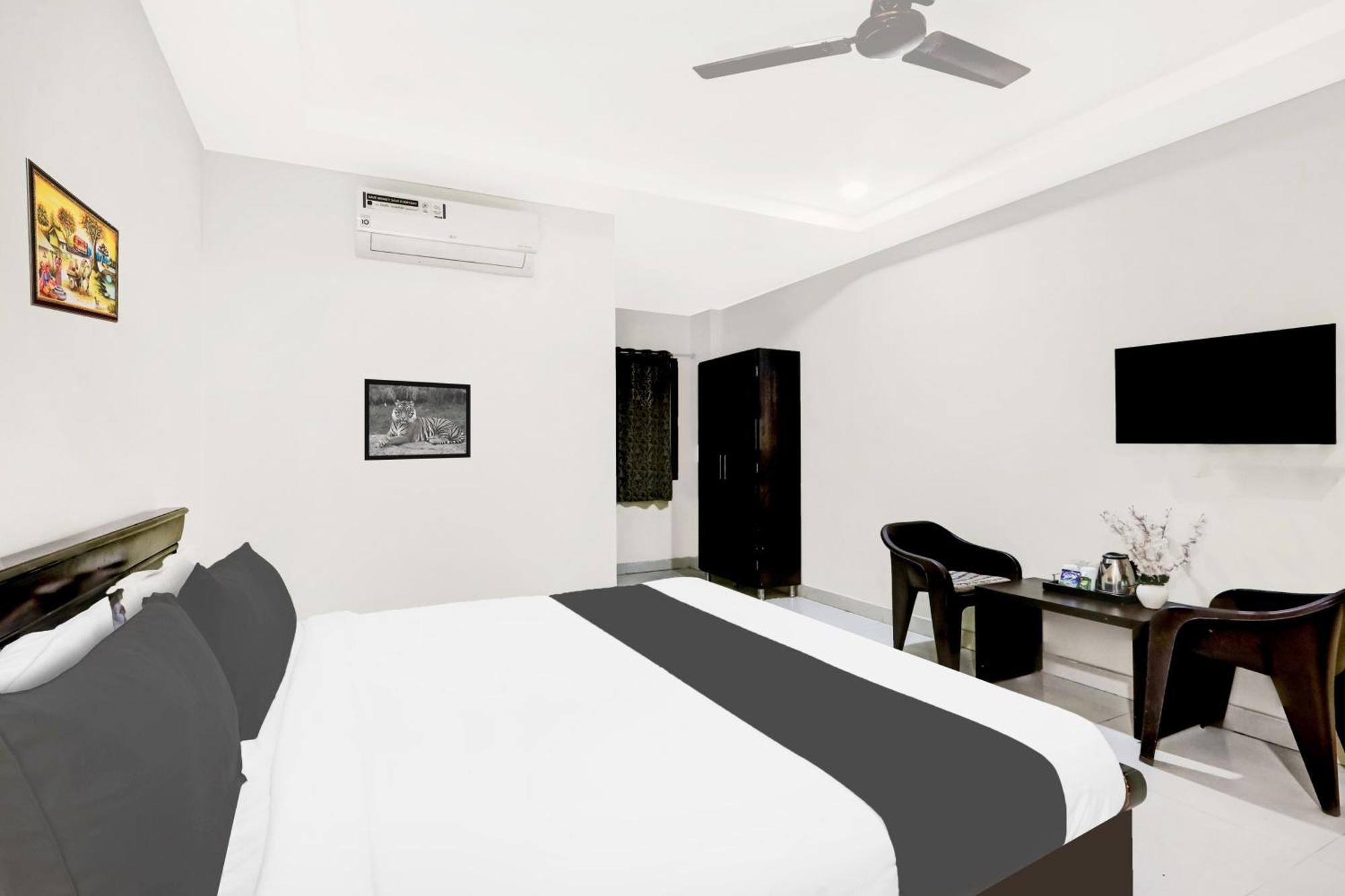 מלון ויסאקפאטנם Super Townhouse Daba Garden Road מראה חיצוני תמונה