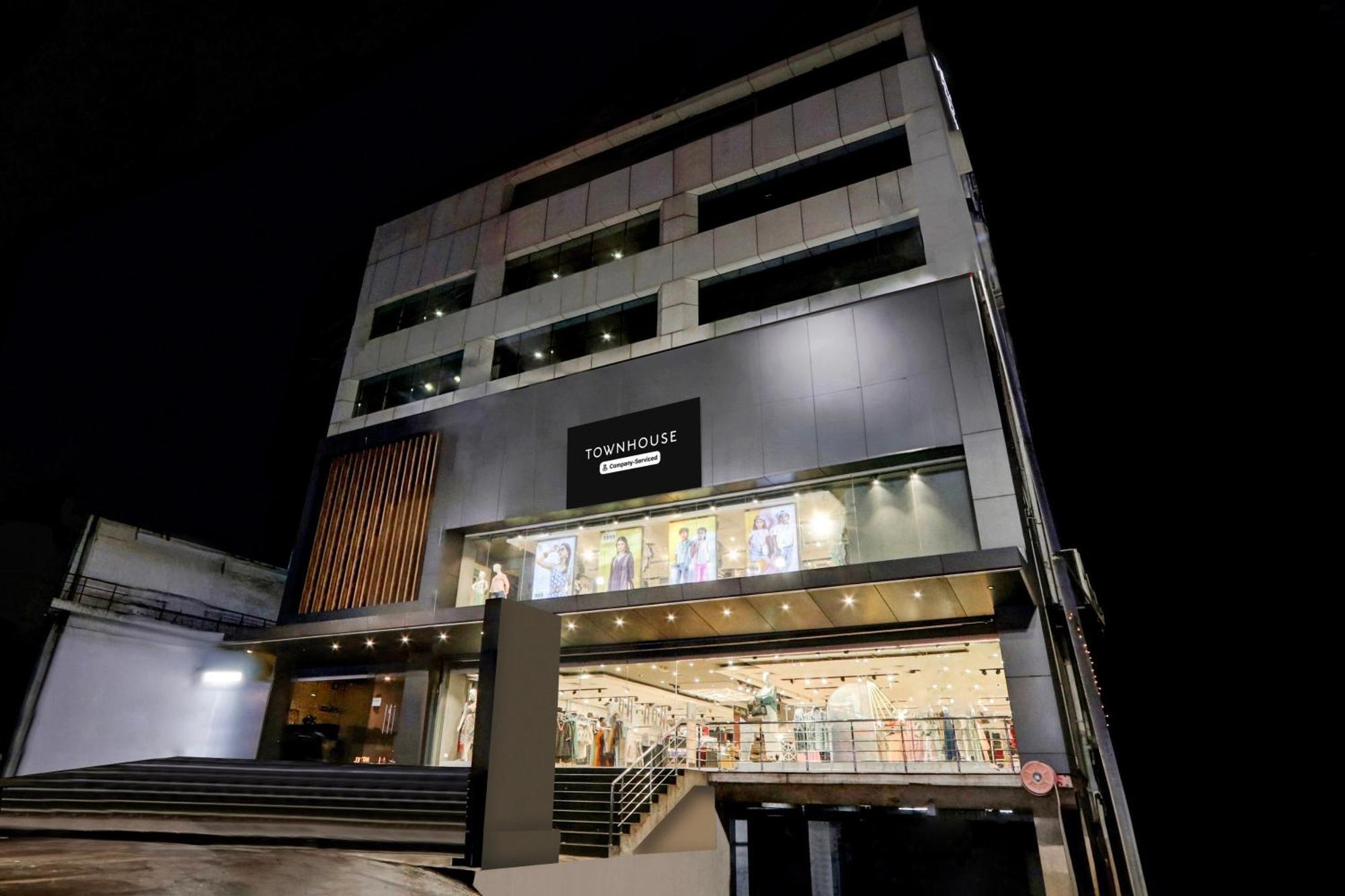 מלון ויסאקפאטנם Super Townhouse Daba Garden Road מראה חיצוני תמונה